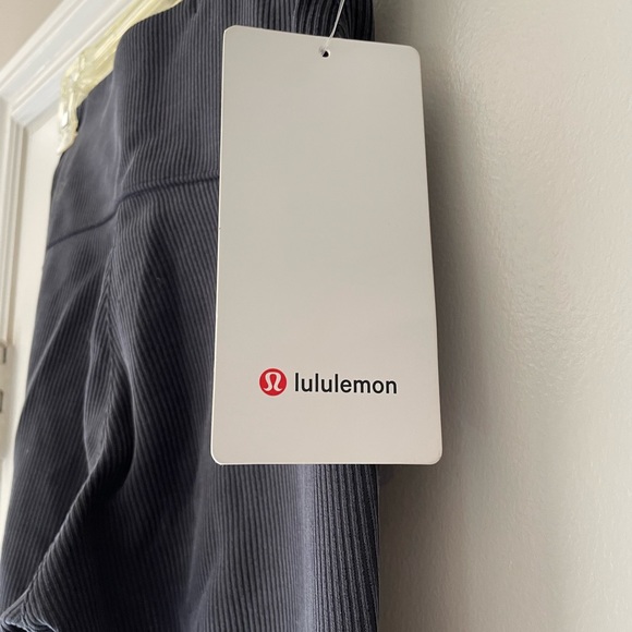 Lulu lemon bell bottom Grey pant - Picture 5 of 7